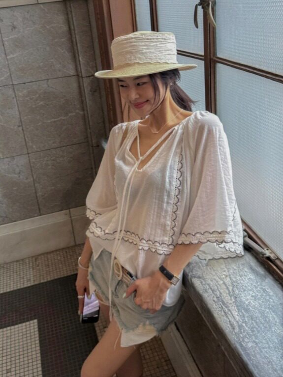 Top con Scollo a V e Lacci in  - Ethnic Fusion Fashion recensione e prezzo